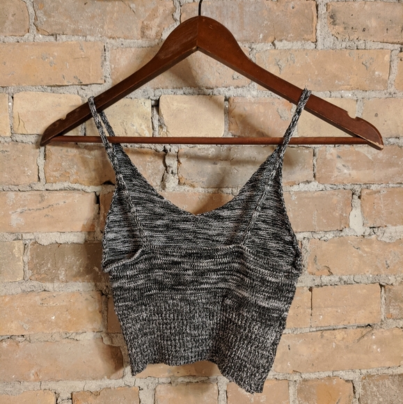 Knit Crop Top - Picture 2 of 4